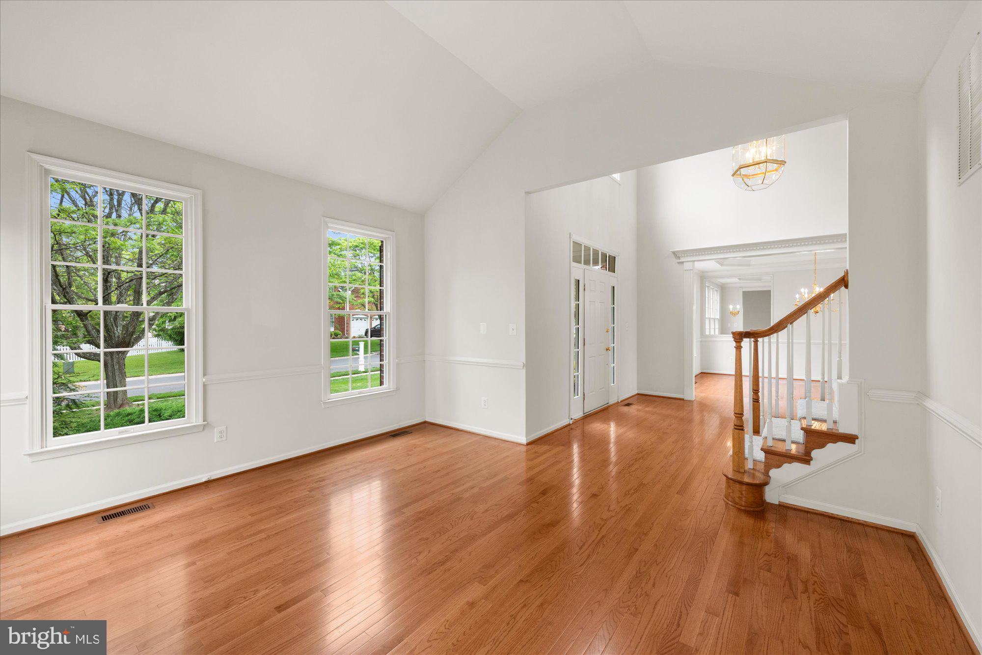 BELMONT COUNTRY CLUB - Residential