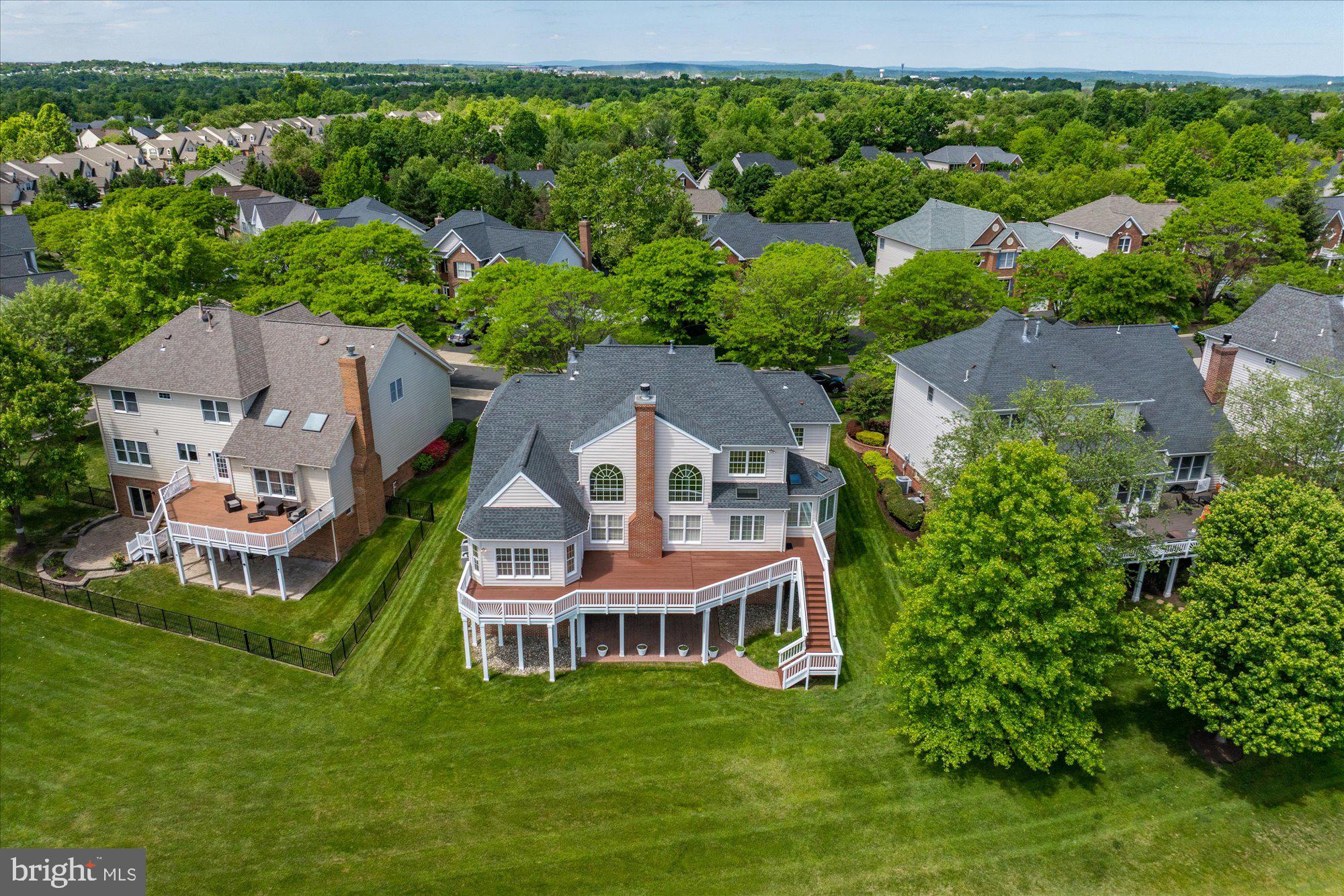 BELMONT COUNTRY CLUB - Residential