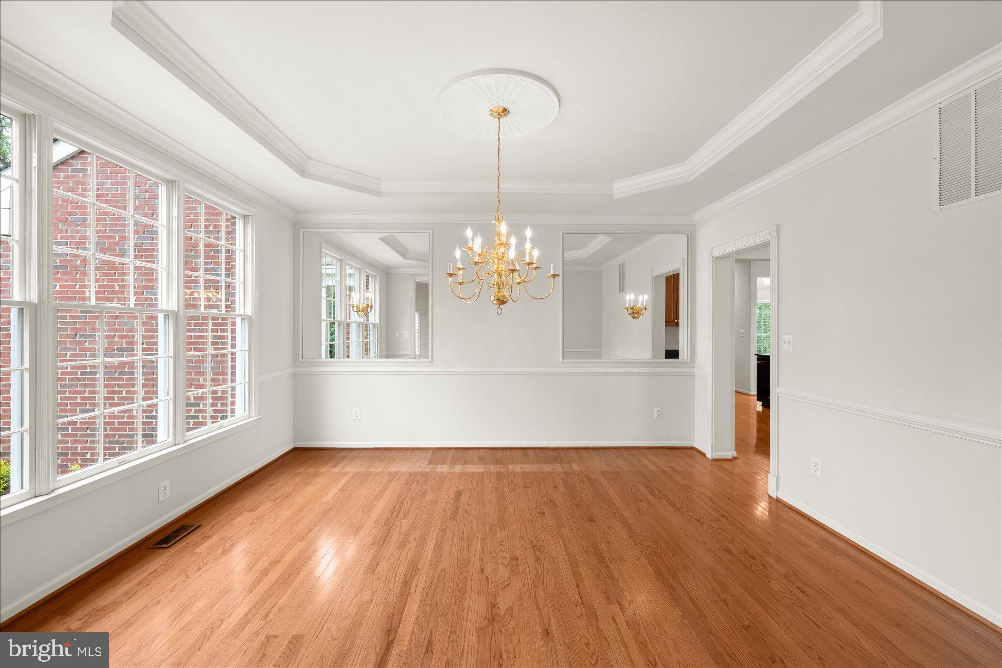 BELMONT COUNTRY CLUB - Residential