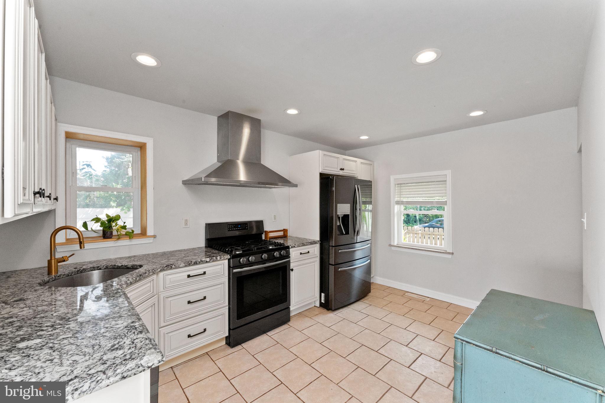 EAST ORELAND - Residential