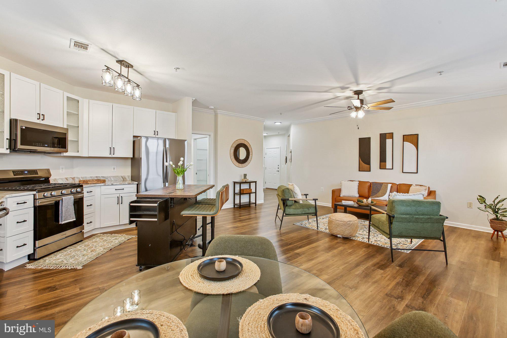 MARQUIS AT VIENNA STATION - Residential