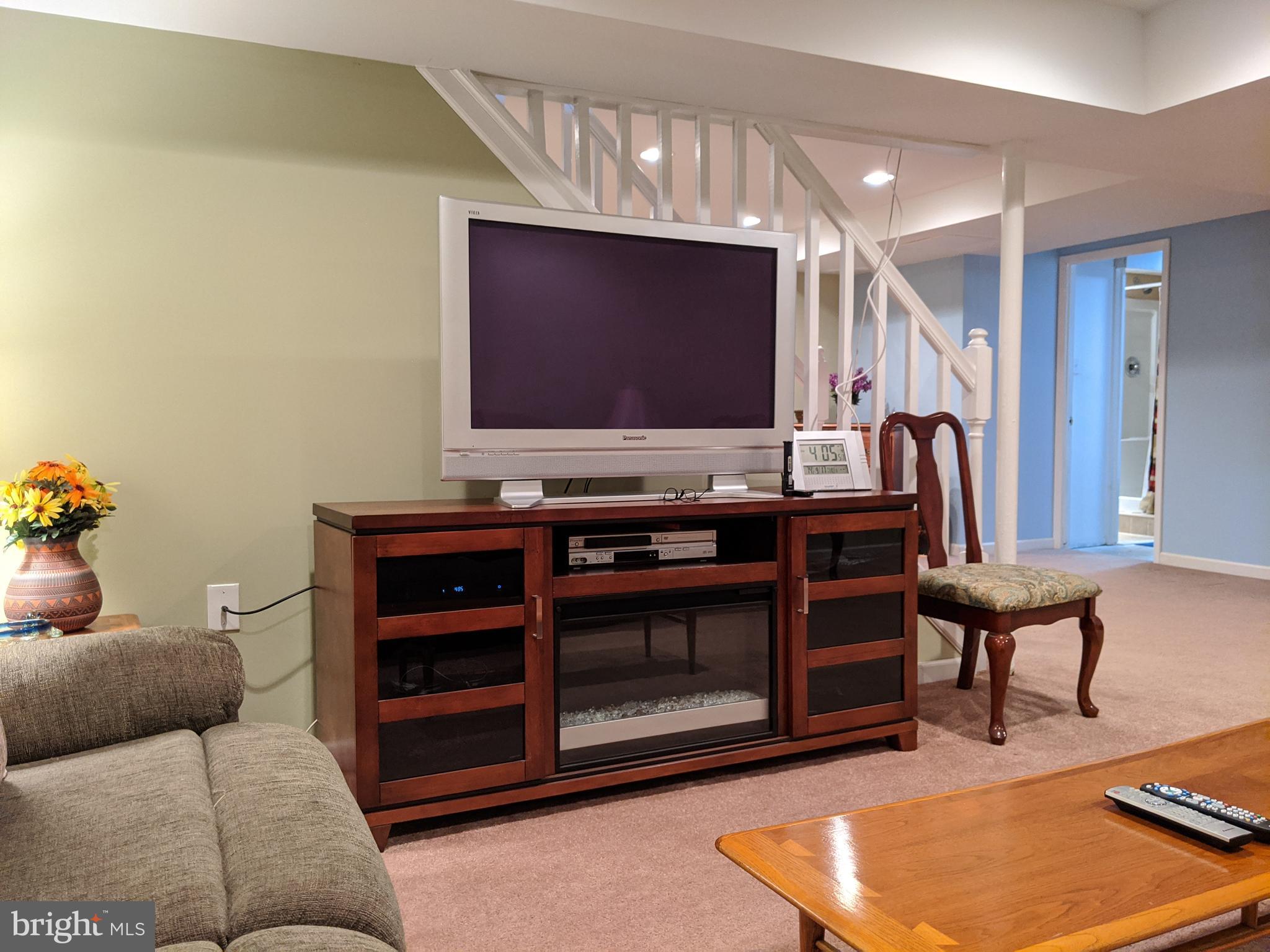 VILLAGE OF OLDE MILL - Residential