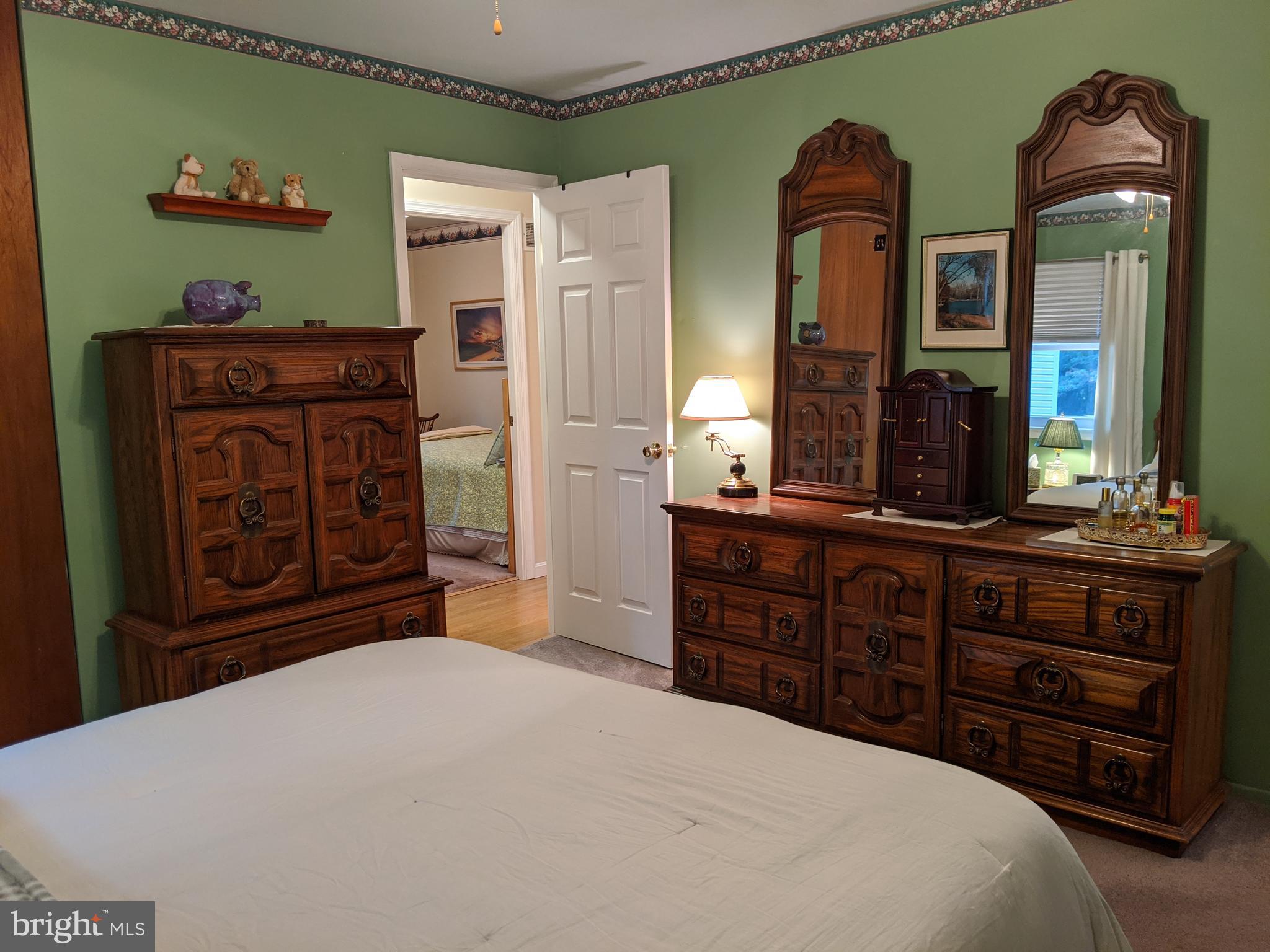 VILLAGE OF OLDE MILL - Residential