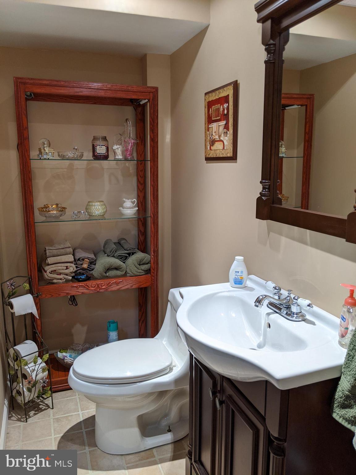 VILLAGE OF OLDE MILL - Residential