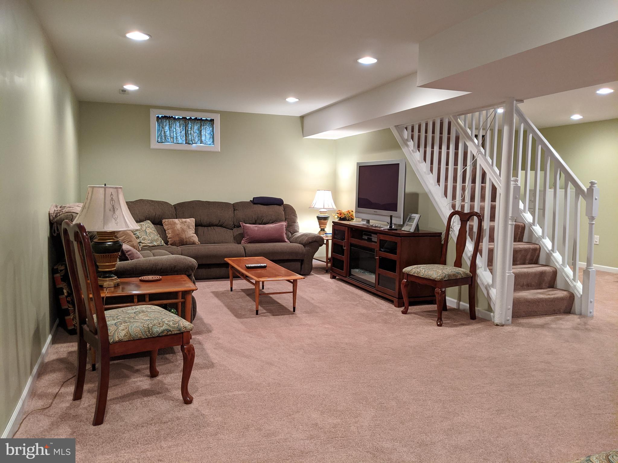 VILLAGE OF OLDE MILL - Residential