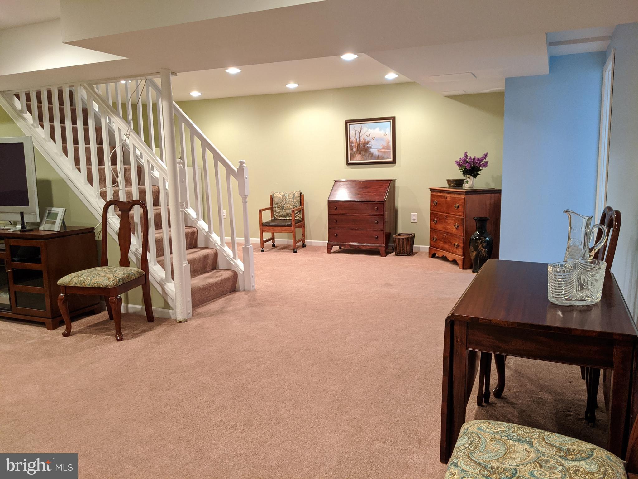 VILLAGE OF OLDE MILL - Residential