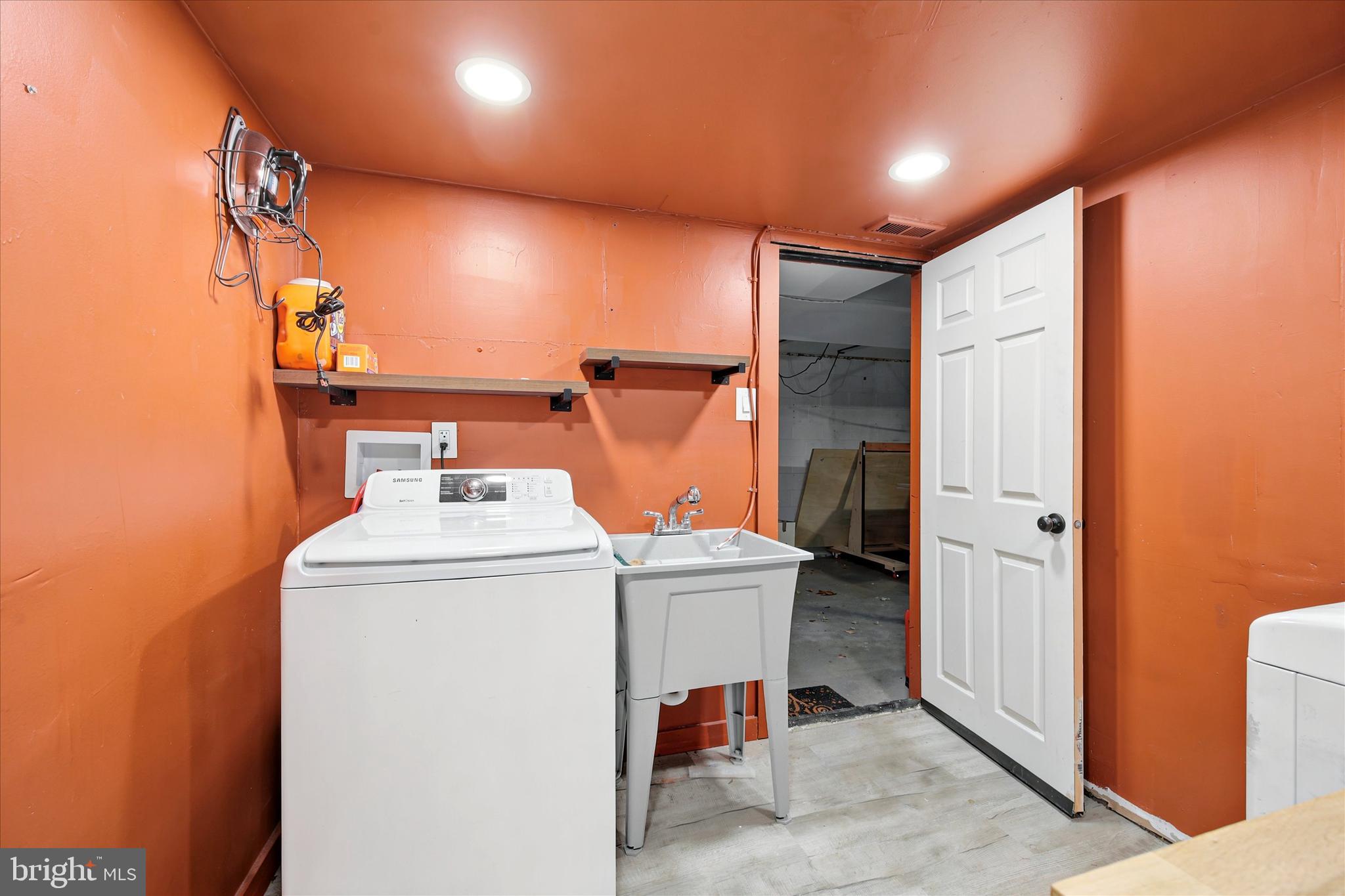 NESHAMINY WOODS - Residential