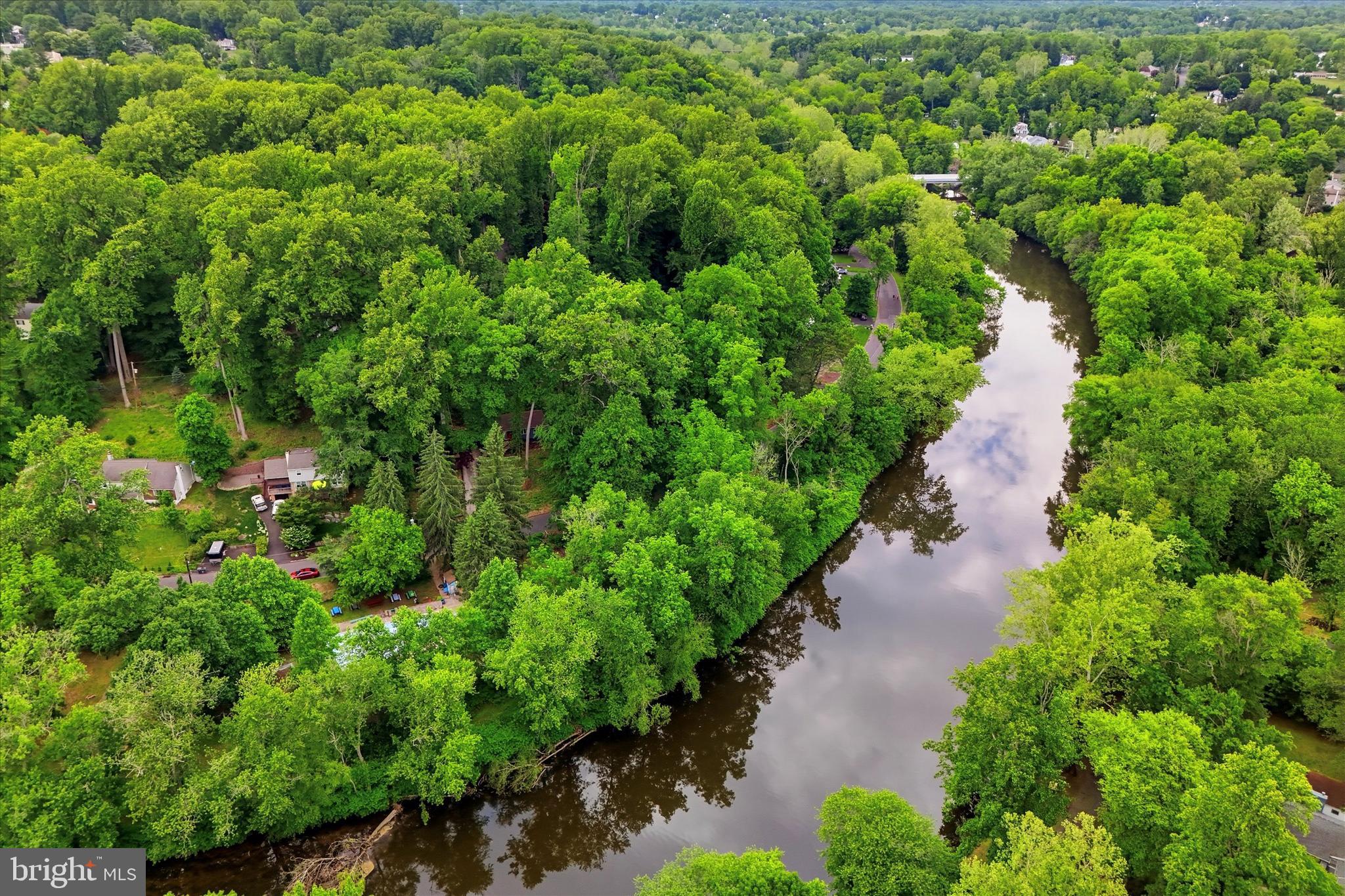 NESHAMINY WOODS - Residential