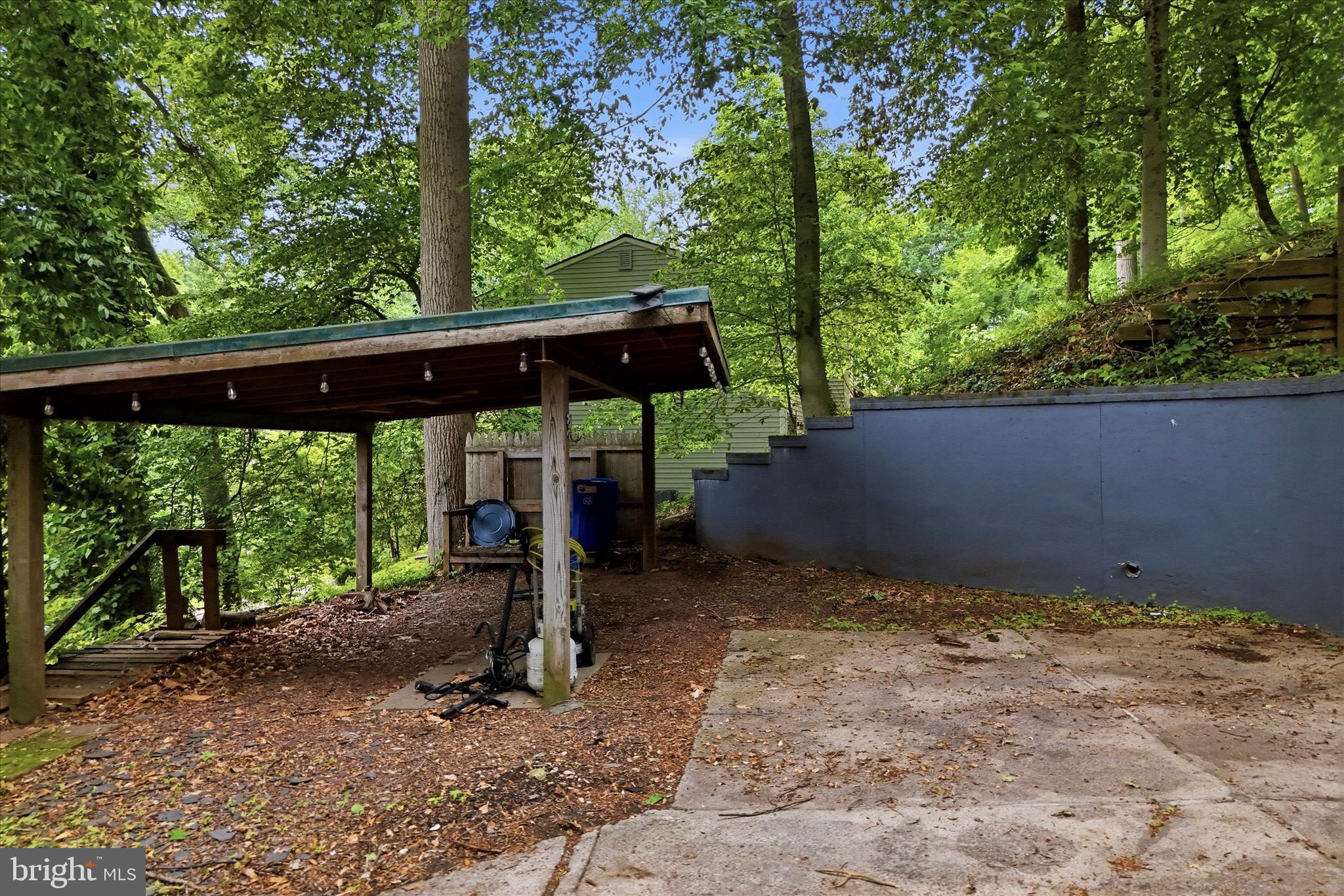 NESHAMINY WOODS - Residential