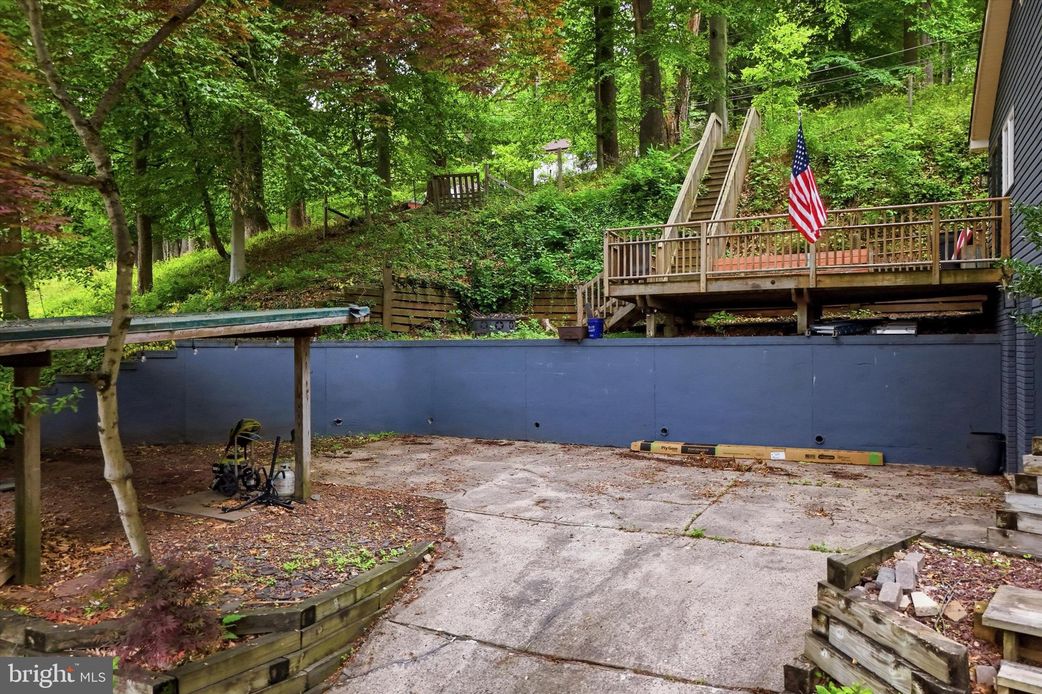 NESHAMINY WOODS - Residential