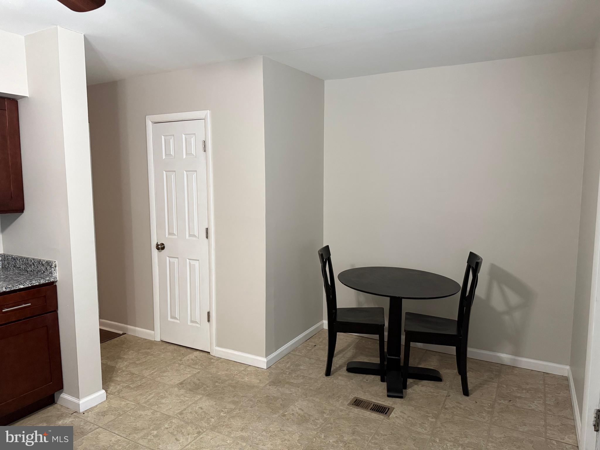 CONSHOHOCKEN - Residential Lease