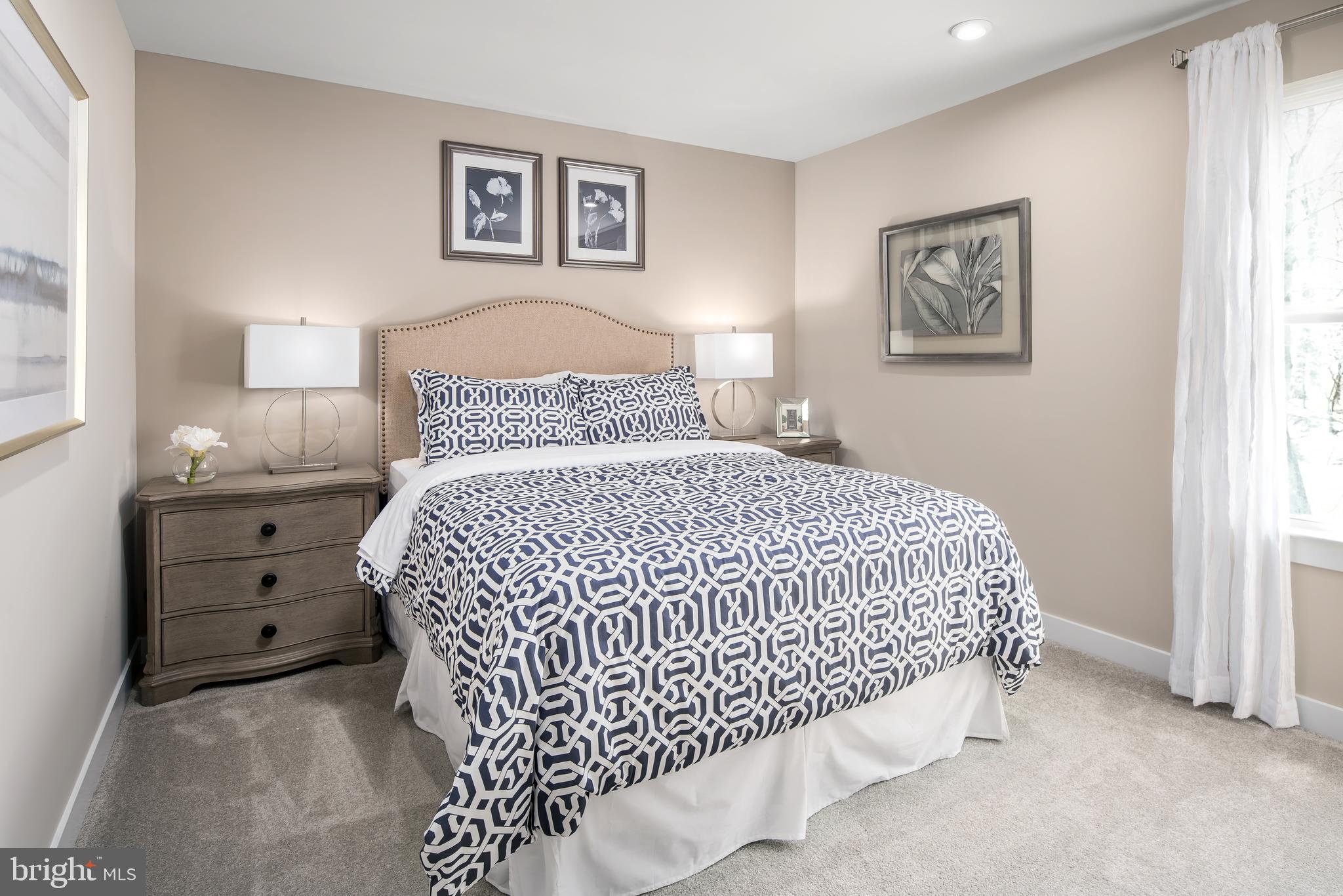 HERITAGE WOODS - Residential