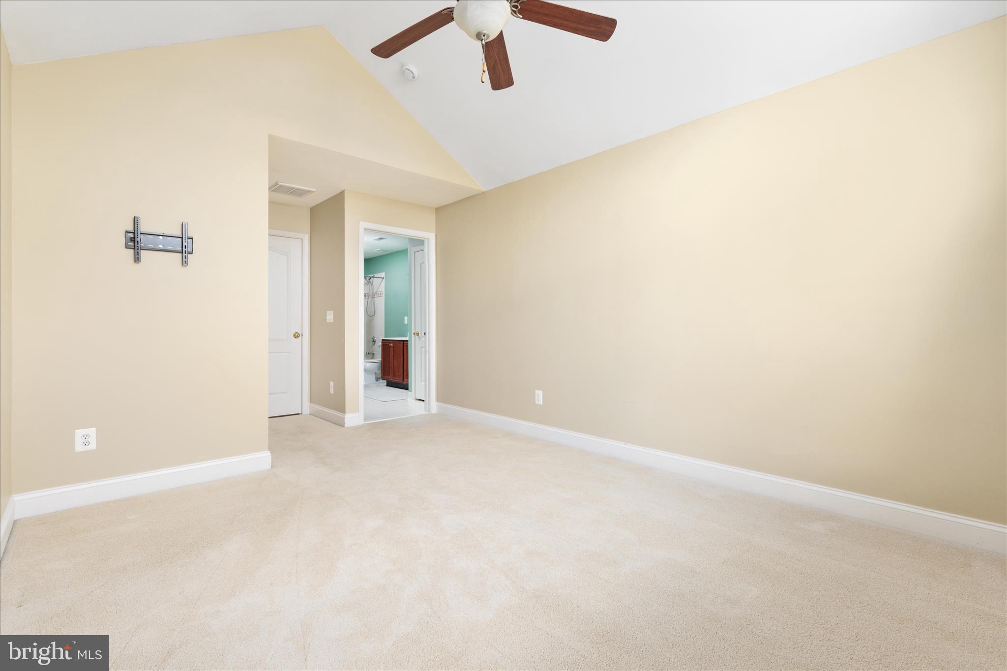 DOMINION VALLEY COUNTRY CLUB - Residential