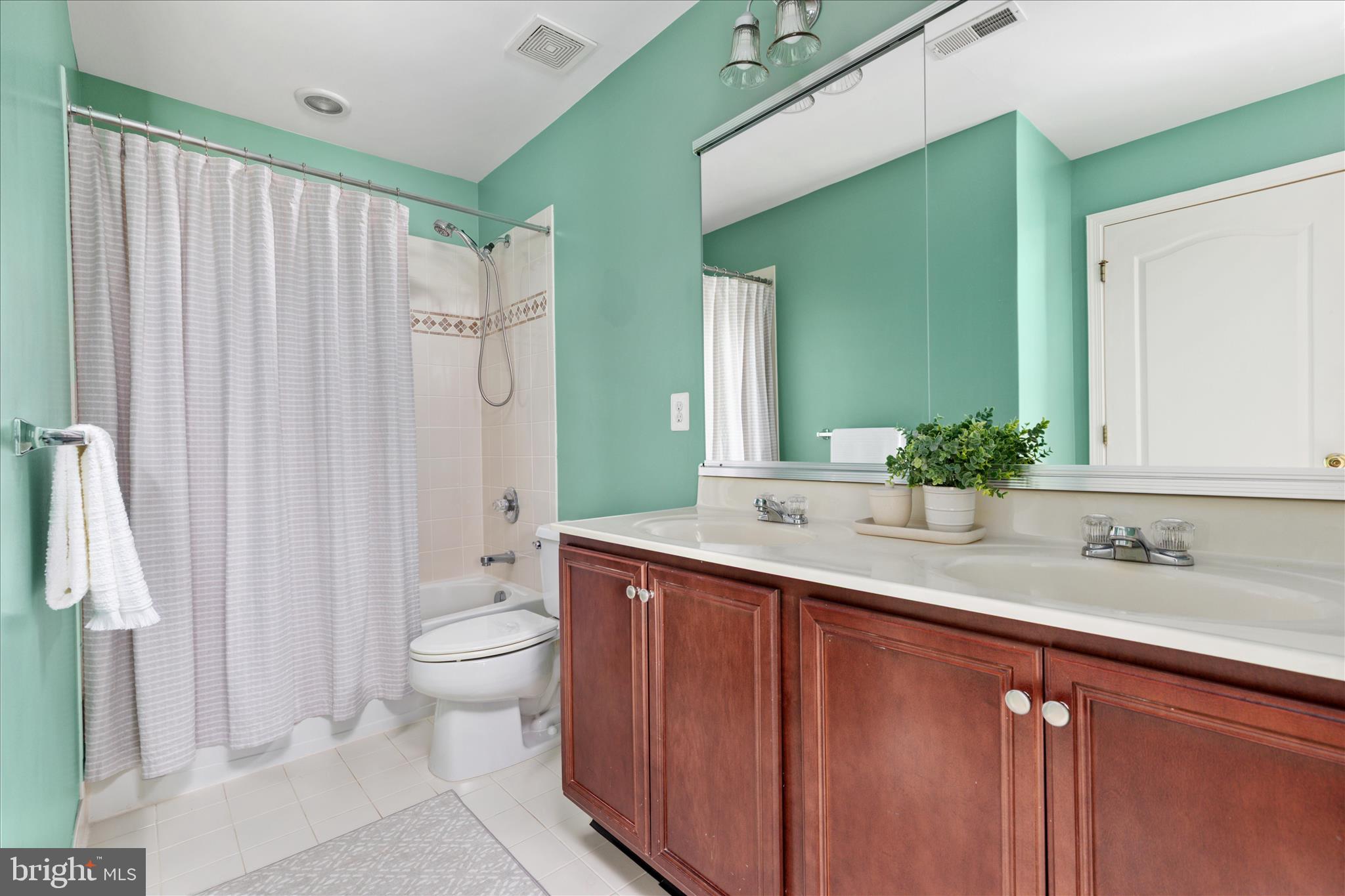 DOMINION VALLEY COUNTRY CLUB - Residential