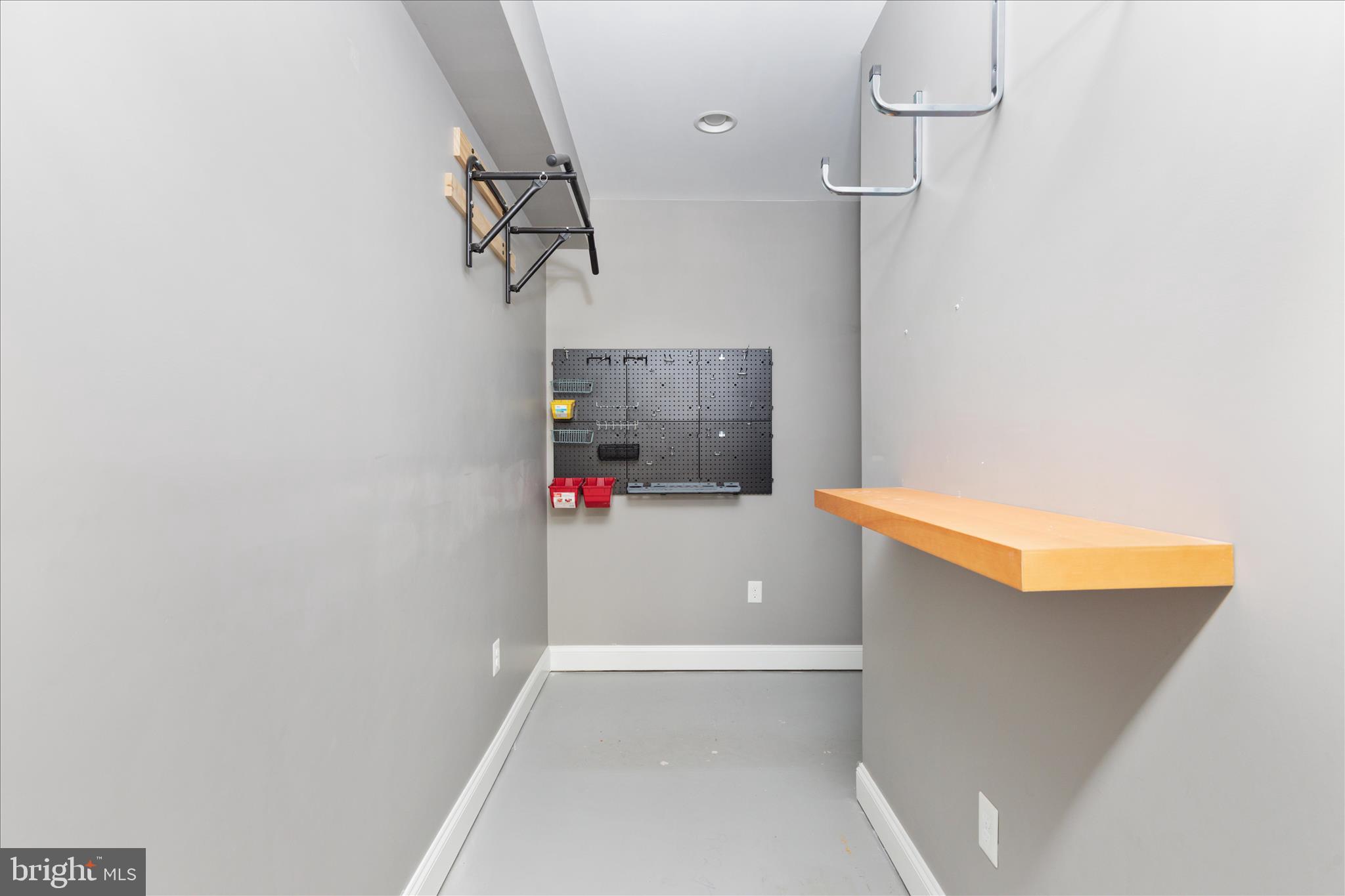 DOMINION VALLEY COUNTRY CLUB - Residential