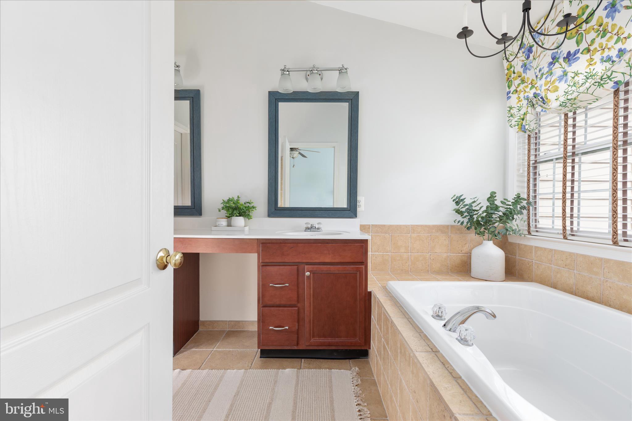 DOMINION VALLEY COUNTRY CLUB - Residential