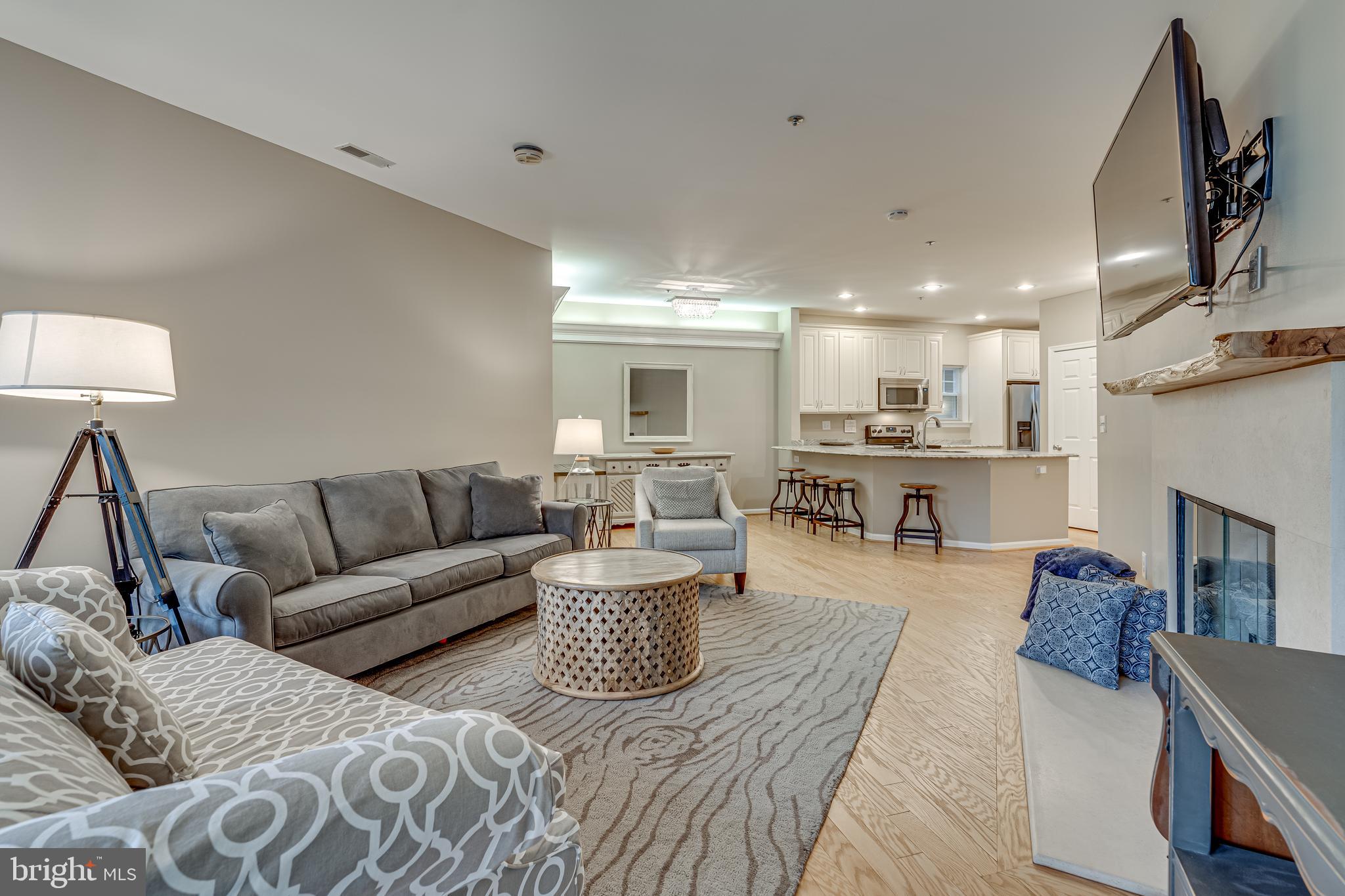 SOLOMONS LANDING - Residential