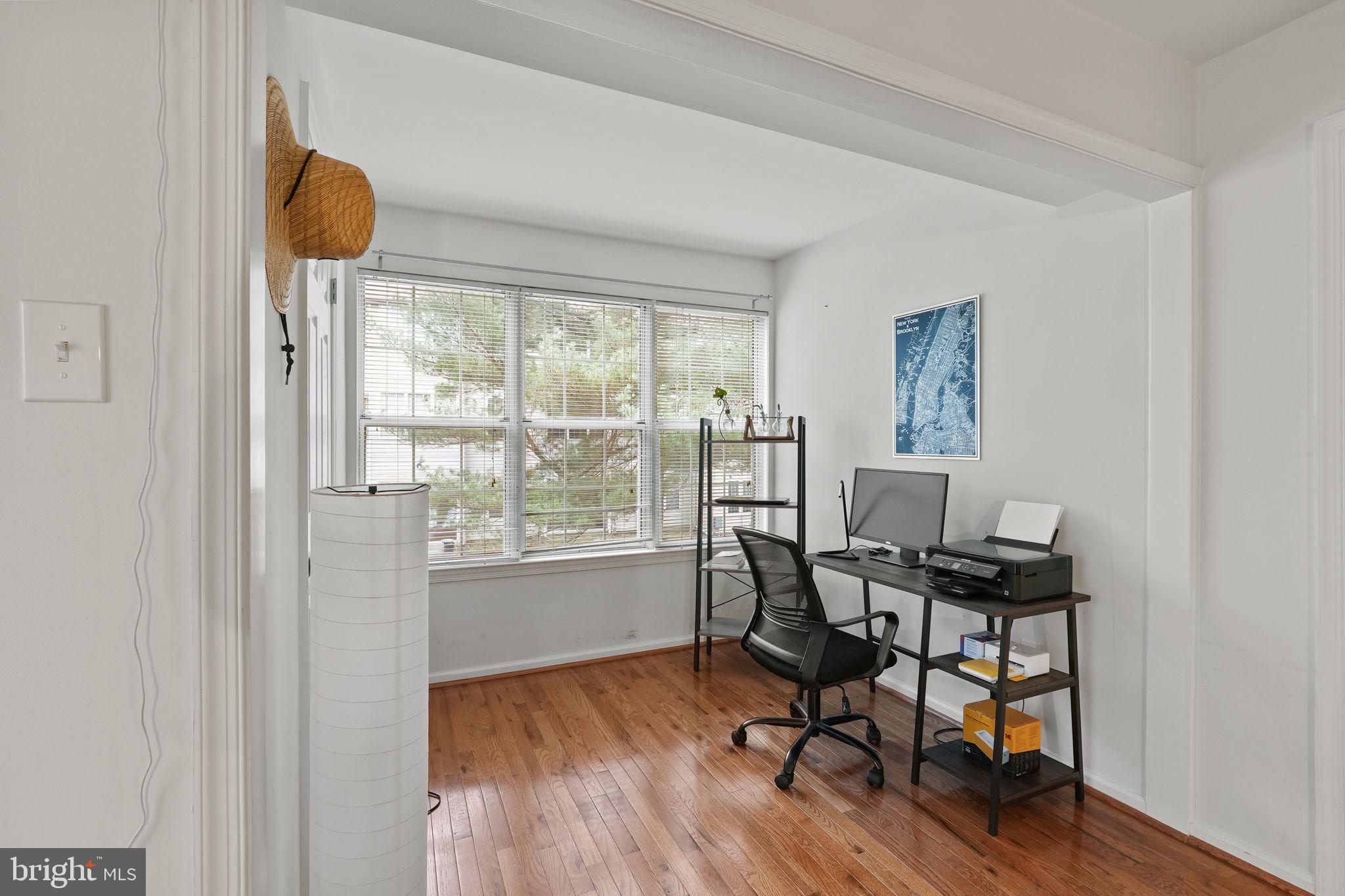 LONGMEAD CROSSING - Residential