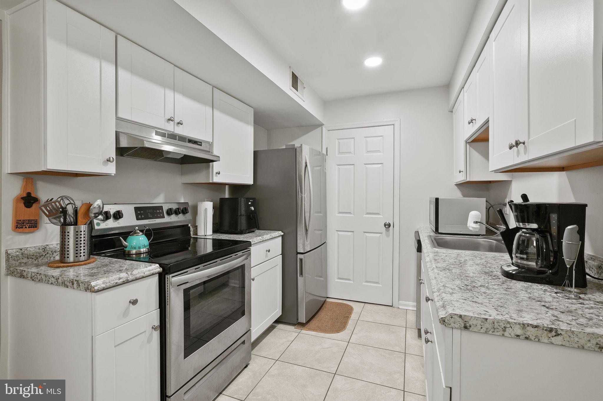 LONGMEAD CROSSING - Residential