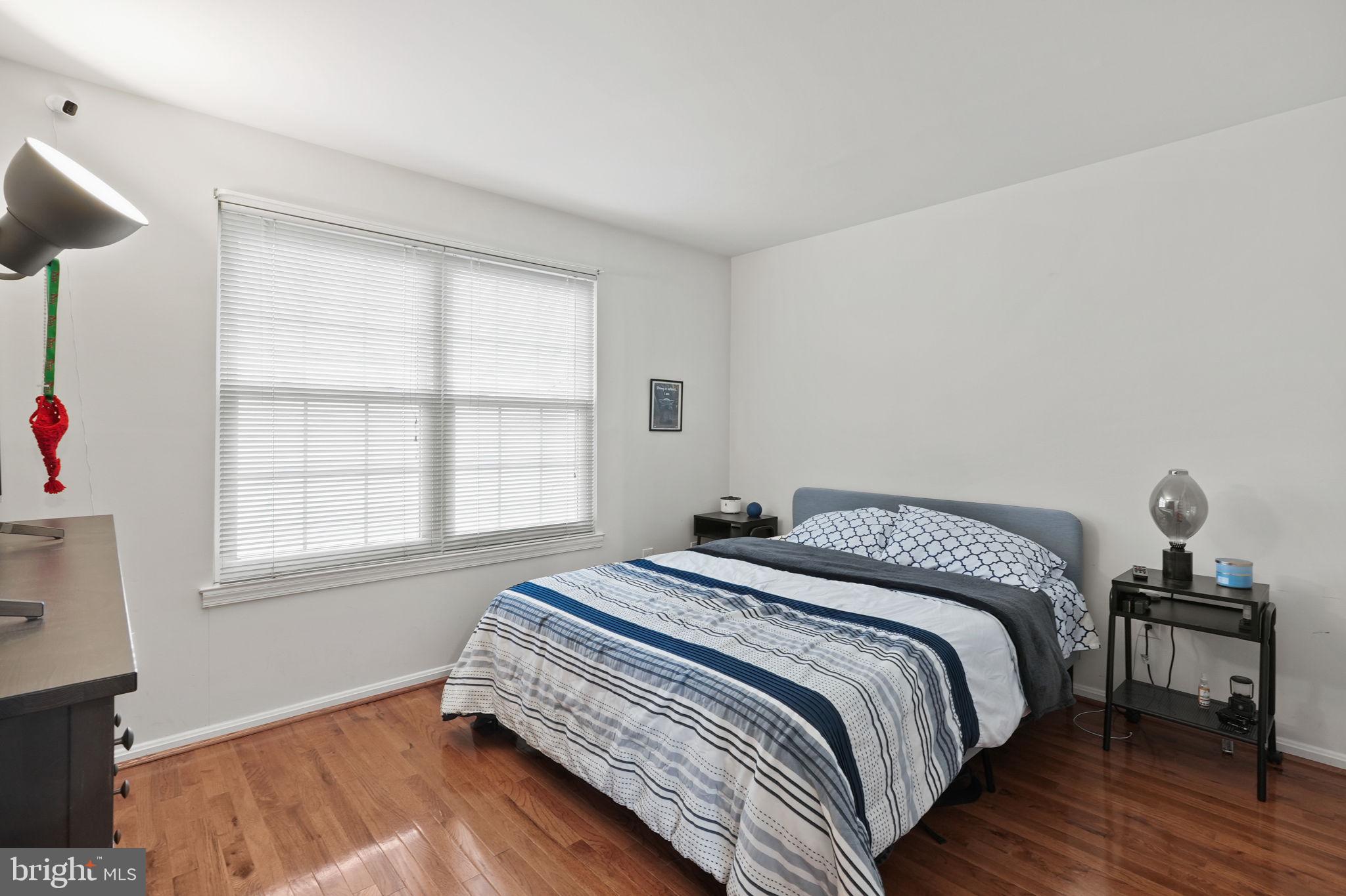 LONGMEAD CROSSING - Residential