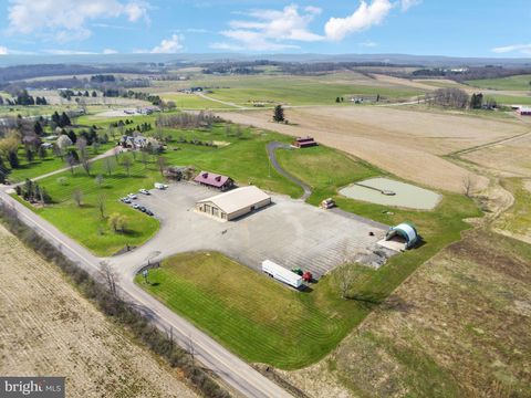 Homes For Sale - 208 W Mud Pike<br/> Somerset County, ROCKWOOD, PA 15557