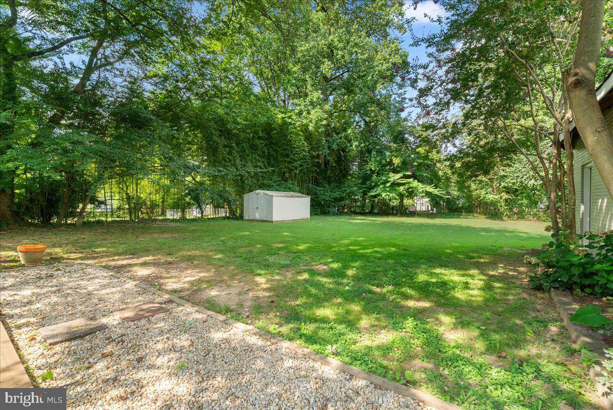 SLEEPY HOLLOW - Residential Lease