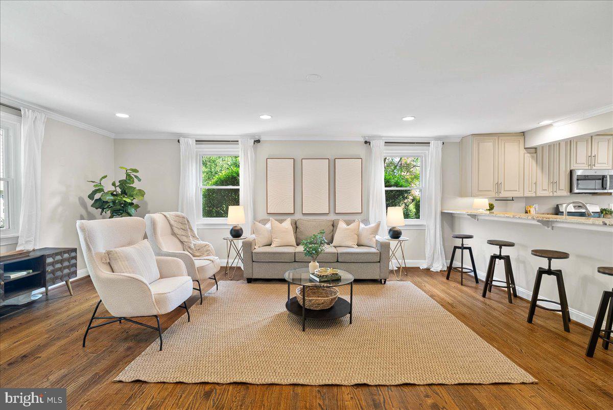 SLEEPY HOLLOW - Residential Lease