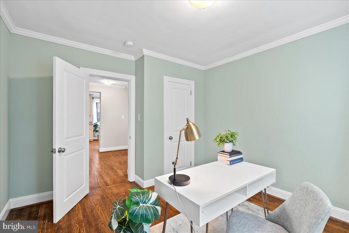 SLEEPY HOLLOW - Residential Lease