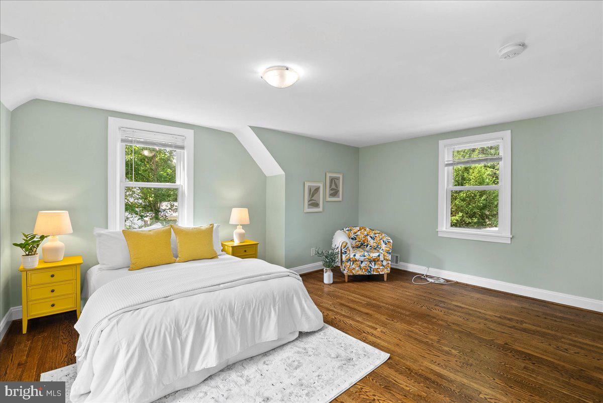 SLEEPY HOLLOW - Residential Lease