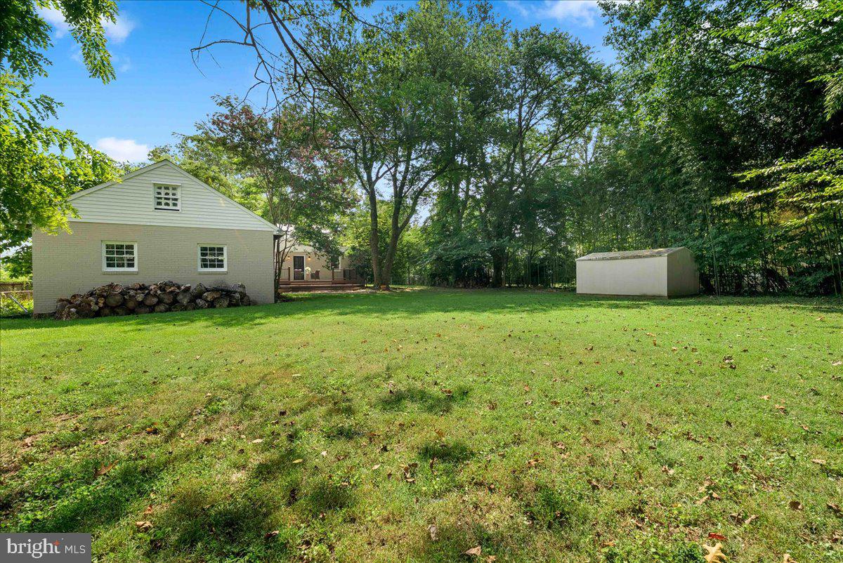 SLEEPY HOLLOW - Residential Lease