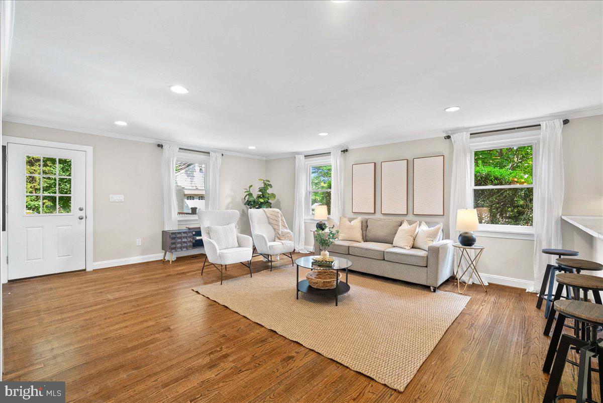 SLEEPY HOLLOW - Residential Lease