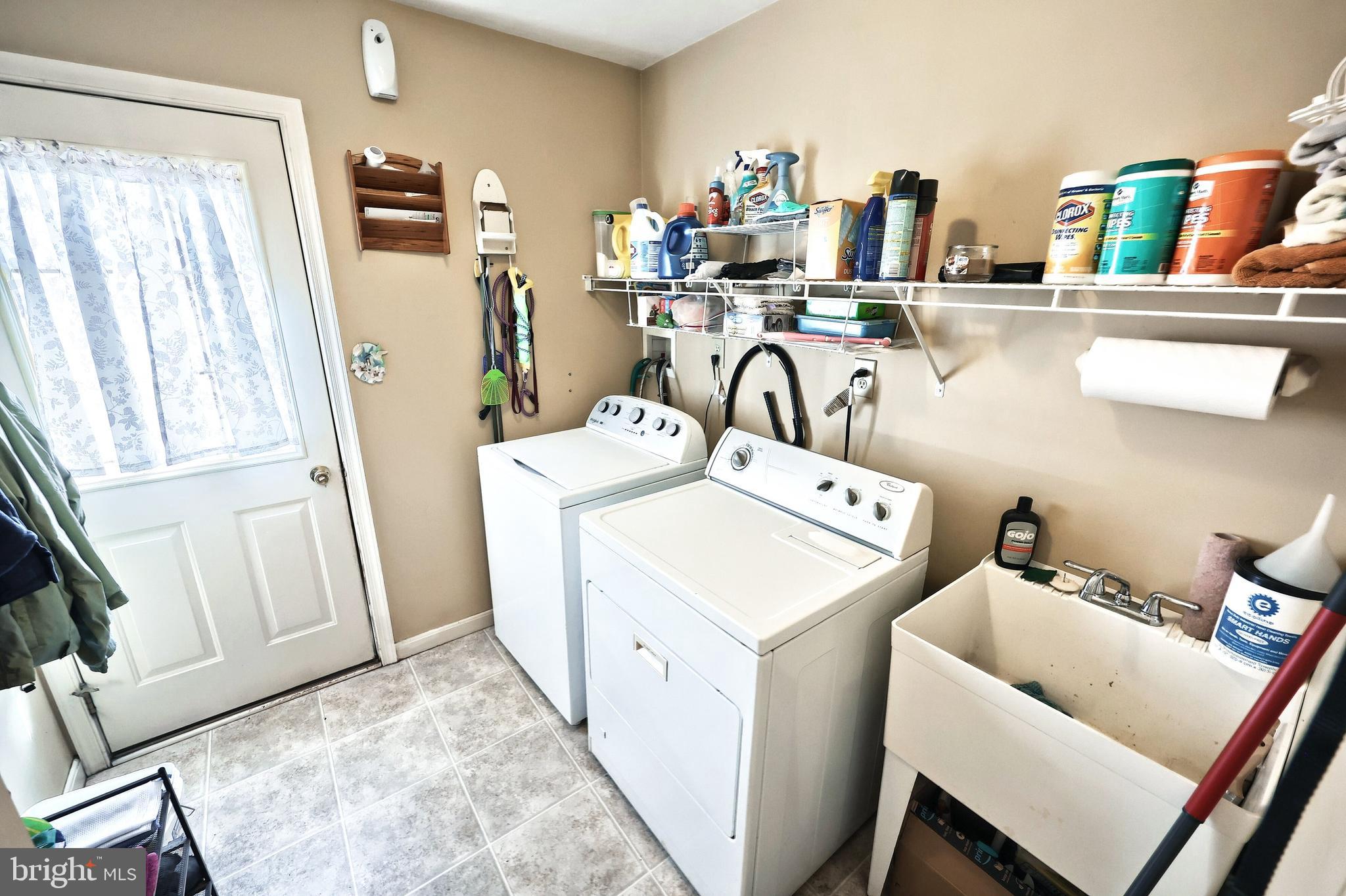 HUNTERS RIDGE - Residential