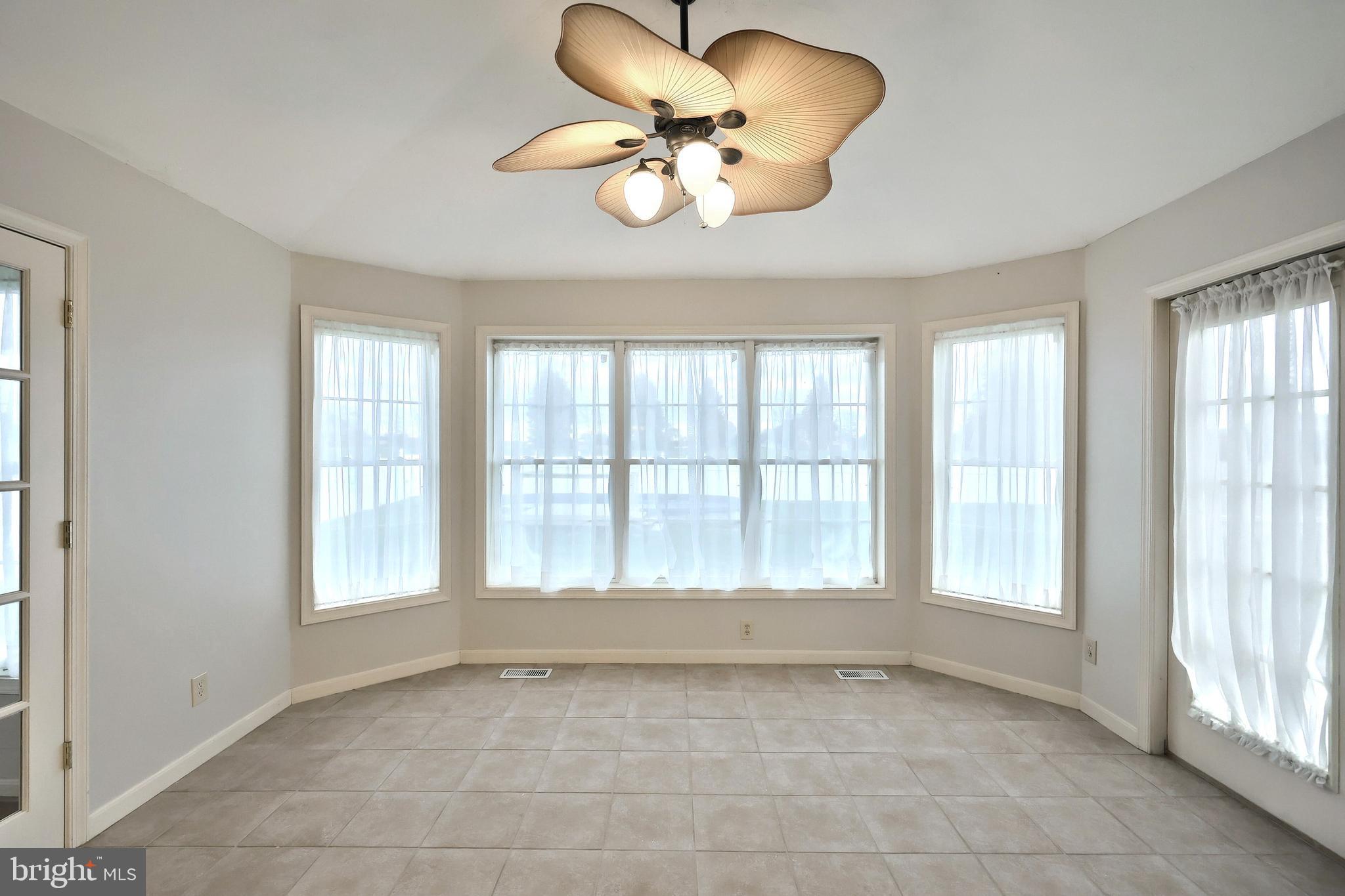 HUNTERS RIDGE - Residential