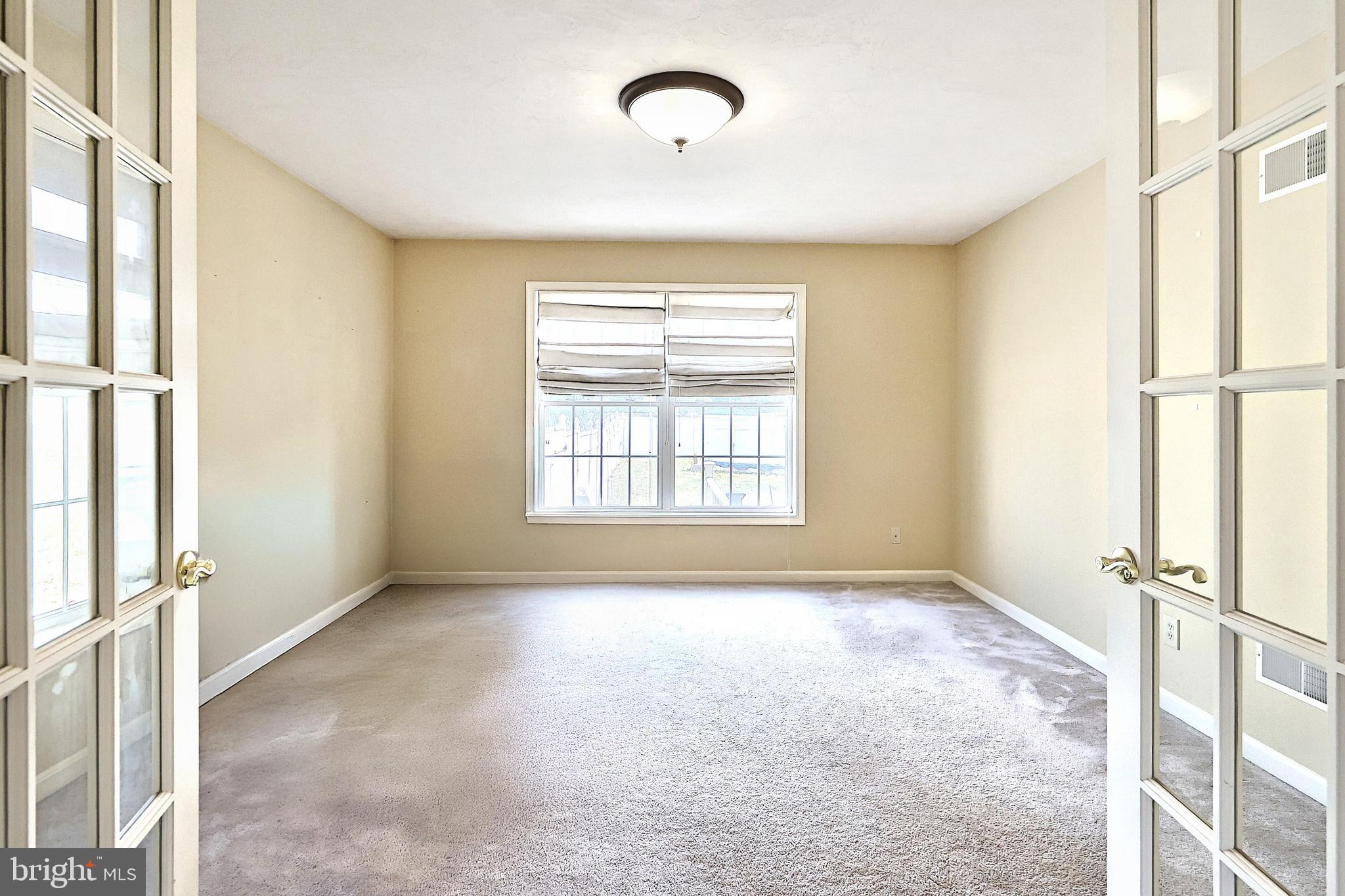 HUNTERS RIDGE - Residential