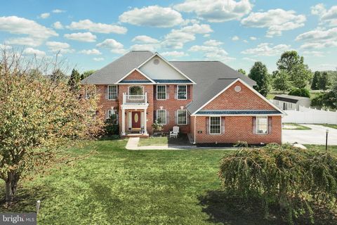 37 AMANDA DRIVE LITTLESTOWN PA 17340