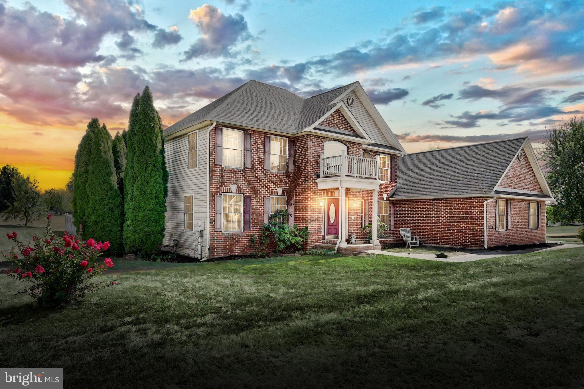 37 AMANDA DRIVE