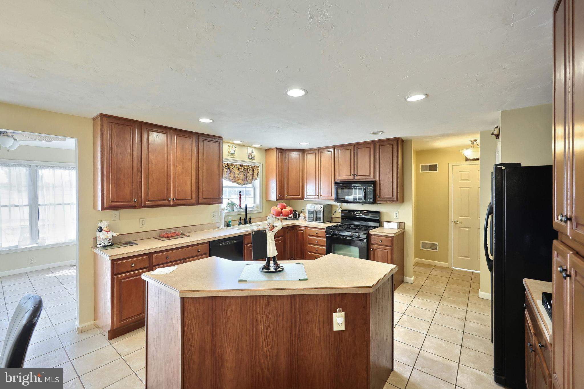 HUNTERS RIDGE - Residential