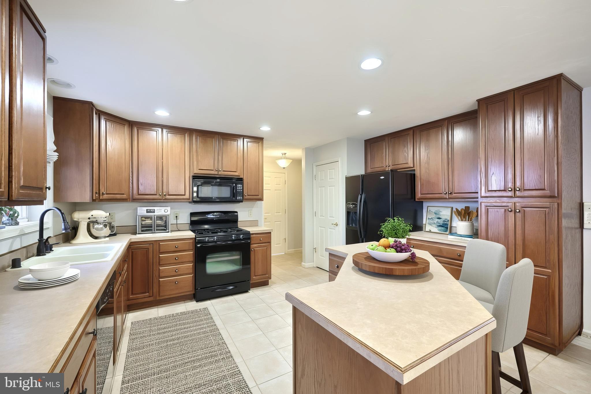 HUNTERS RIDGE - Residential