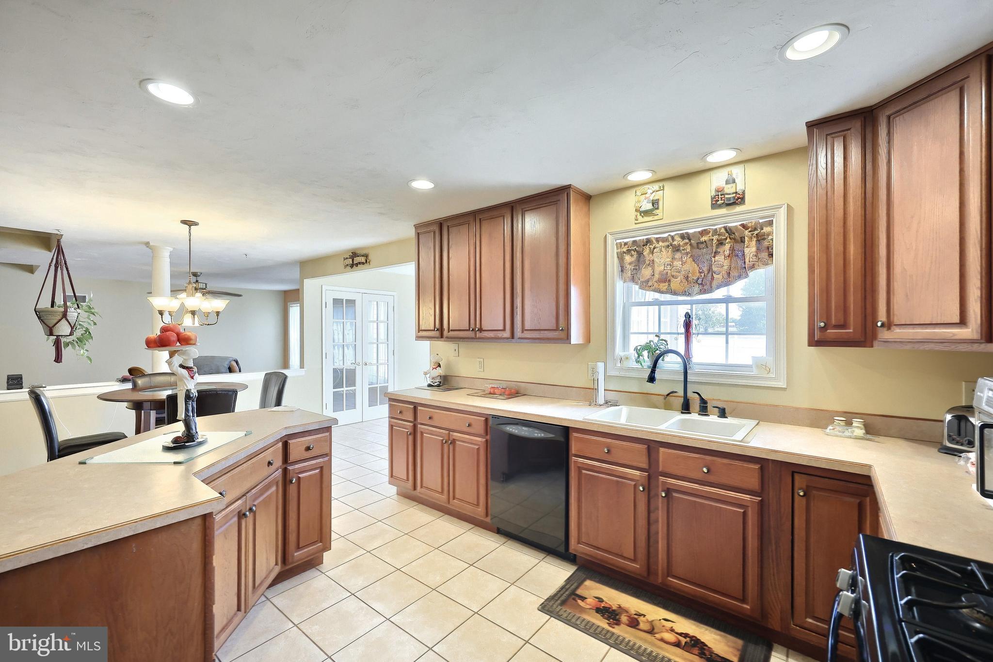 HUNTERS RIDGE - Residential