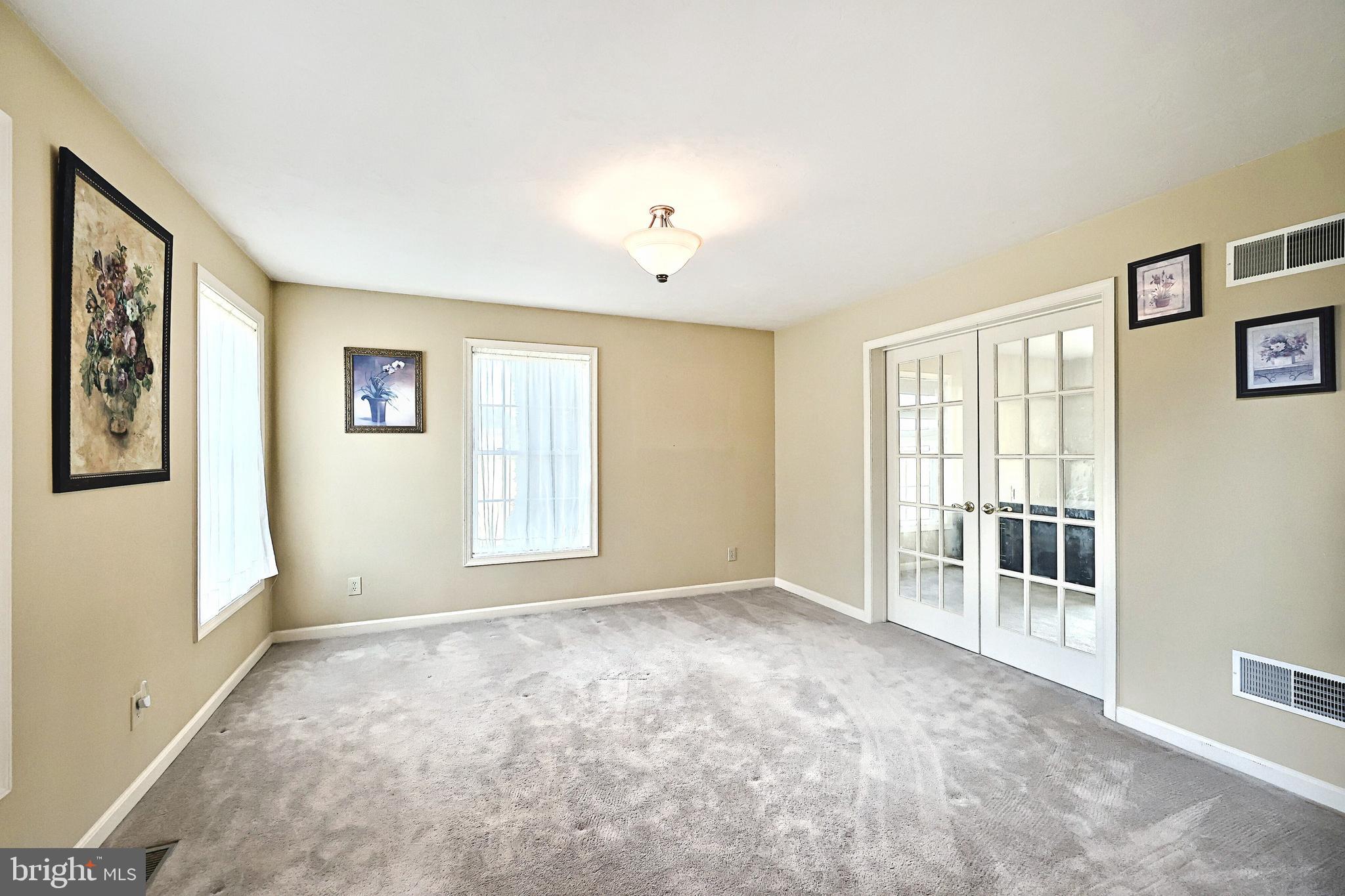 HUNTERS RIDGE - Residential