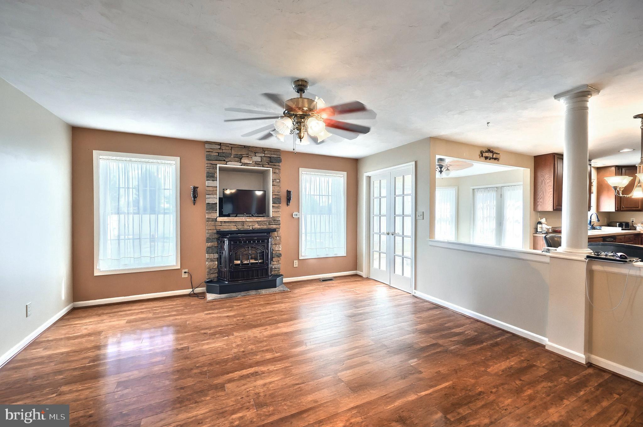 HUNTERS RIDGE - Residential