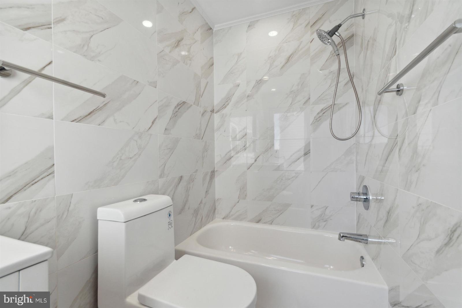 NORTHERN LIBERTIES - Residential Lease