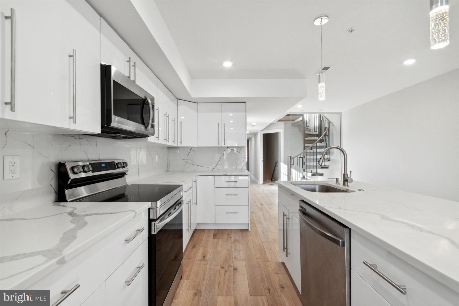 NORTHERN LIBERTIES - Residential Lease