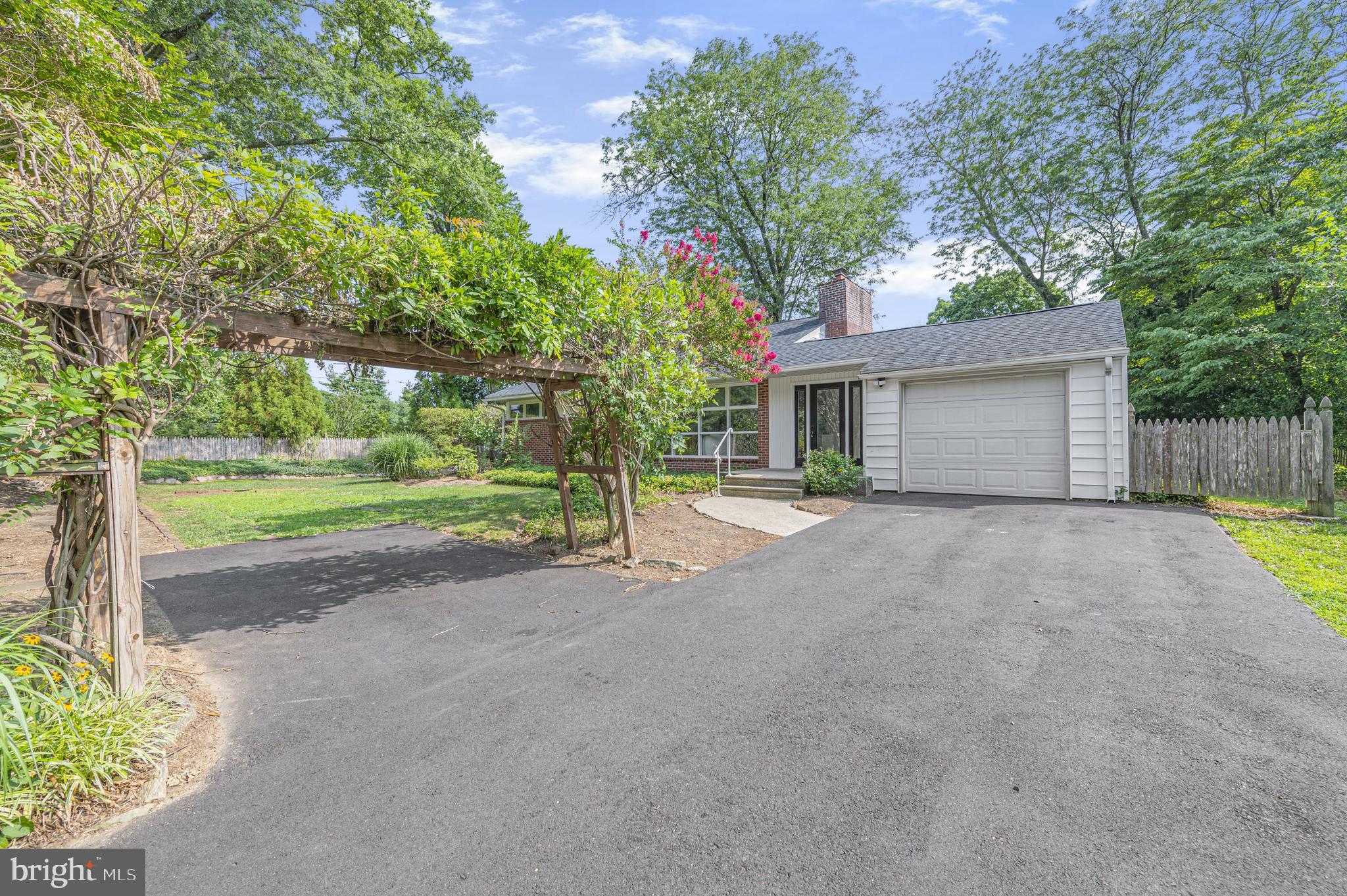 706 MOREDON ROAD