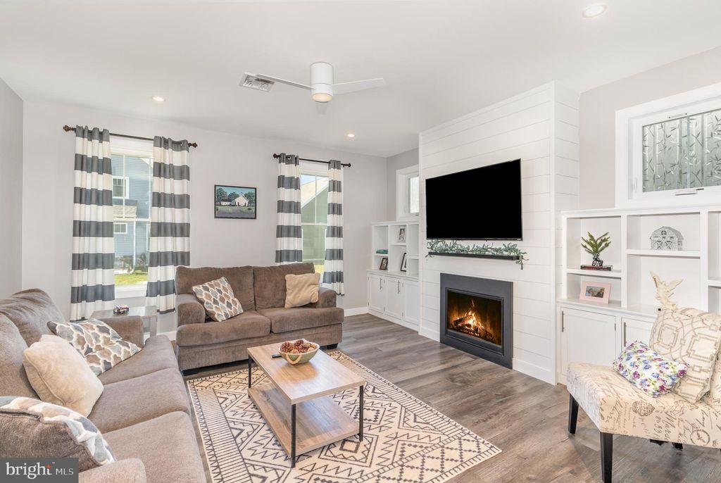 Photo of 1416 BARRINGTON DR, MOUNT JOY, PA 17552 (MLS # PALA2040818)