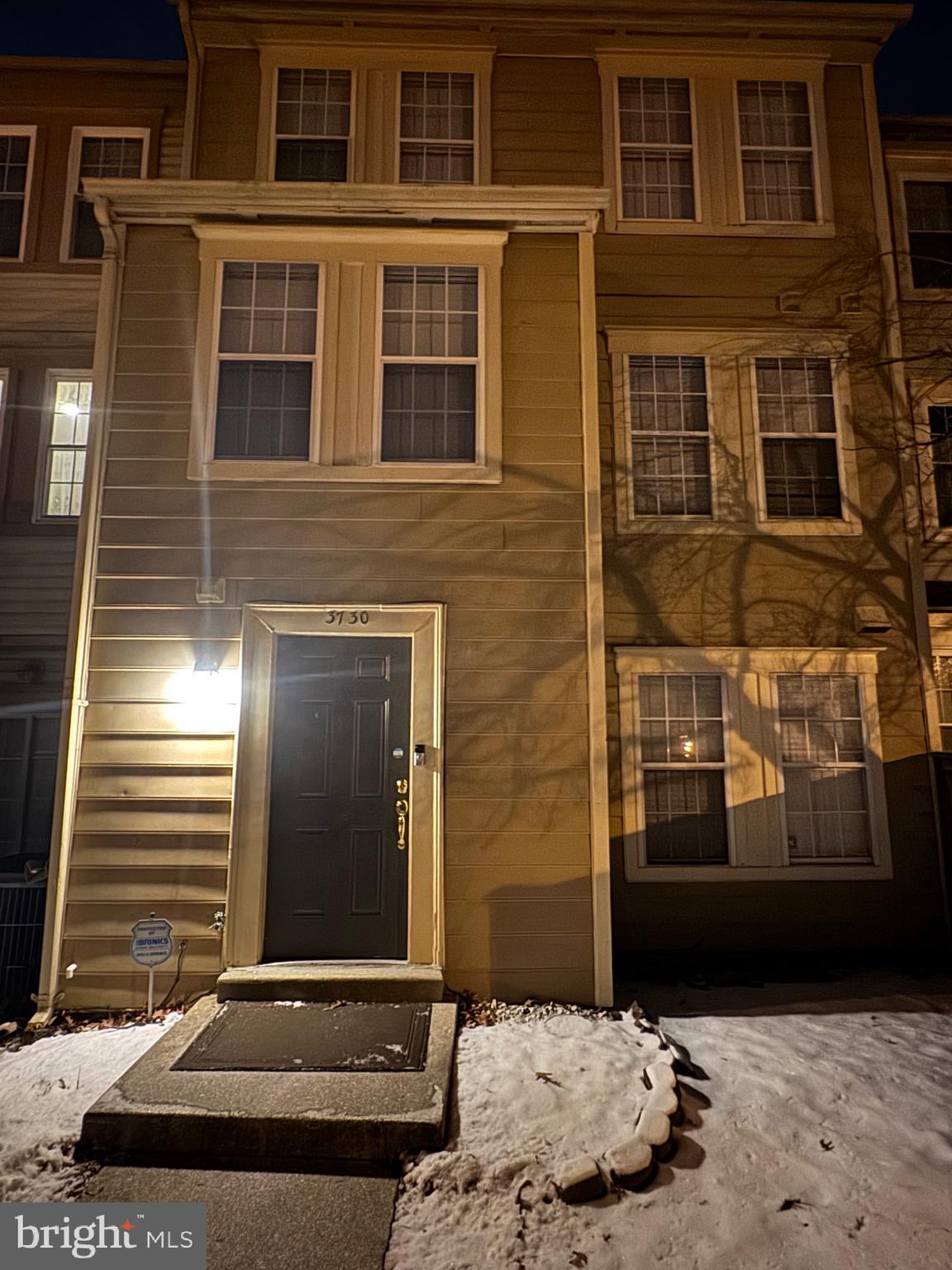 TOWNES OF GLOUCESTER - Residential Lease