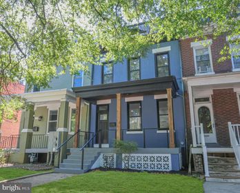 Townhouse at 35 MICHIGAN AVENUE NE