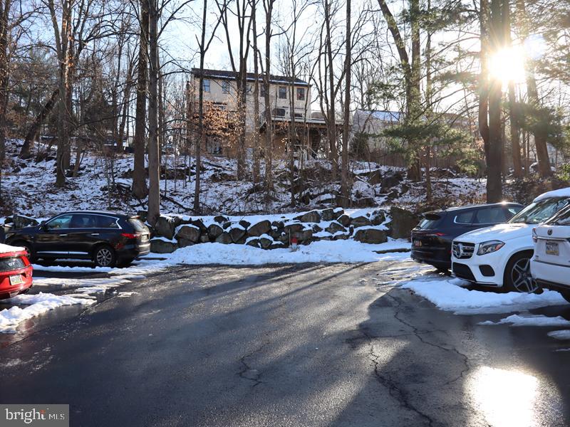 468 W STONEY HILL COURT W