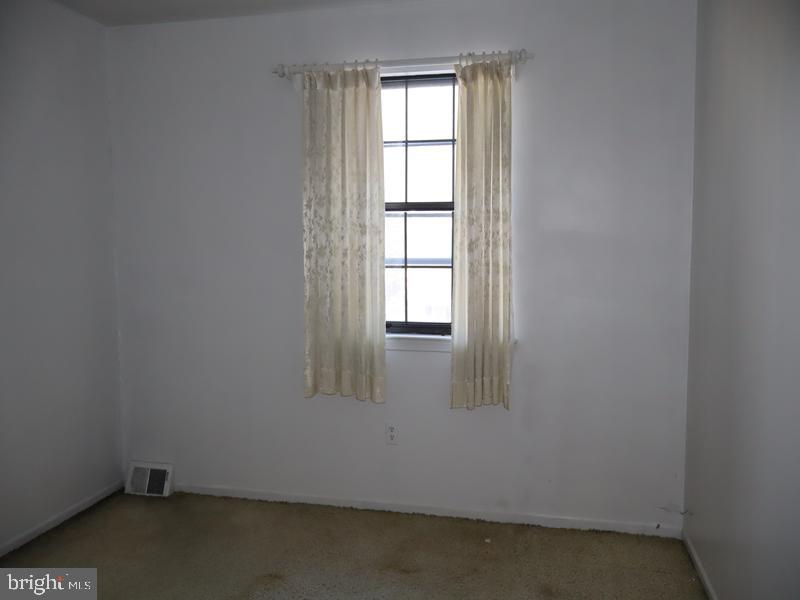 NON AVAILABLE - Residential