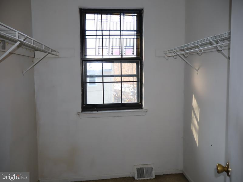 NON AVAILABLE - Residential